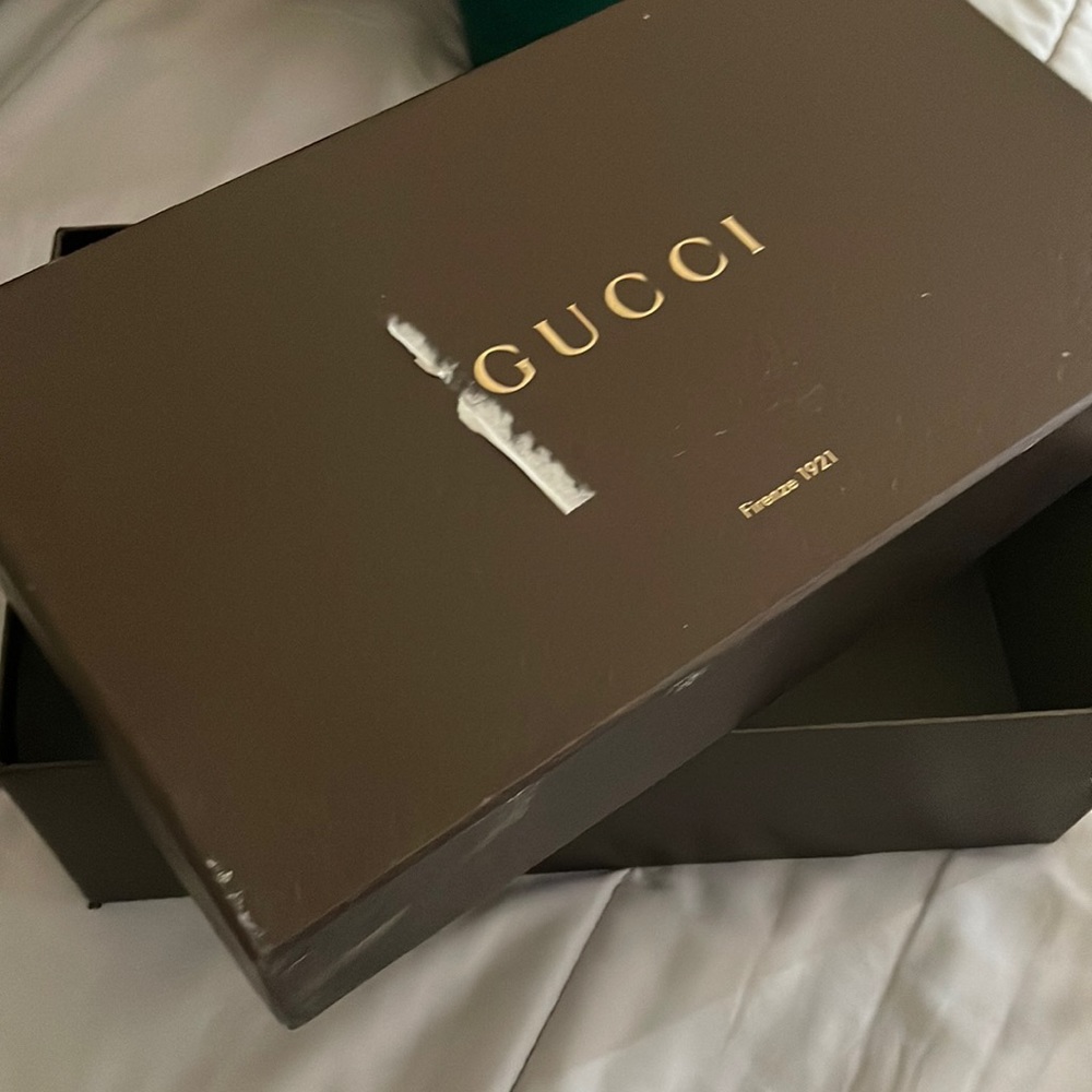 Gucci shoe box